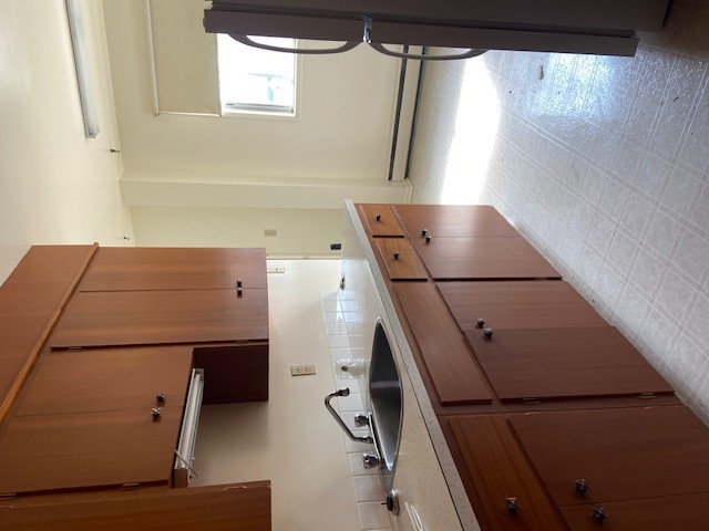 Spacious 2-Bedroom Apartment in Prime Eastside Location